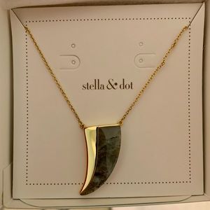 Stella and Dot Split Stone Necklace NWT